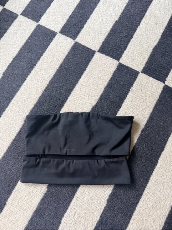 Edikted Tops - Edikted Black Strapless Crop Top